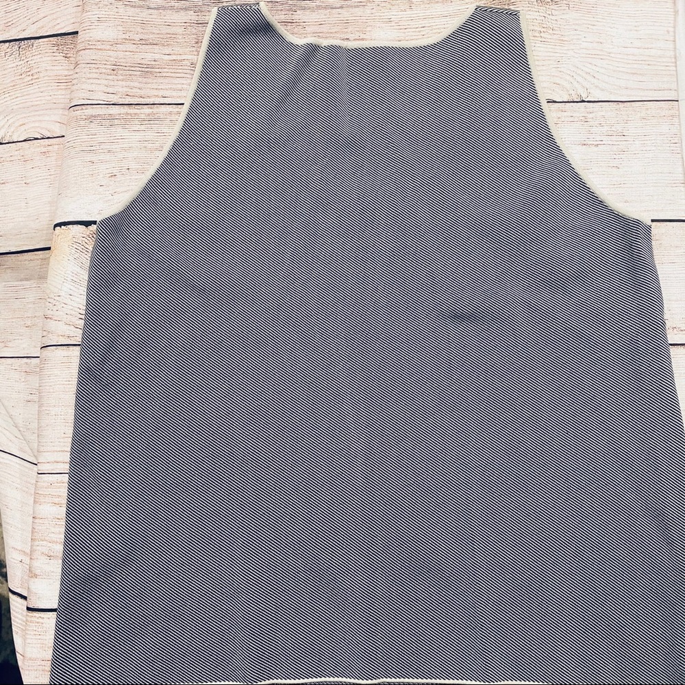 WORTH Ribbed Tank - Picture 5 of 7